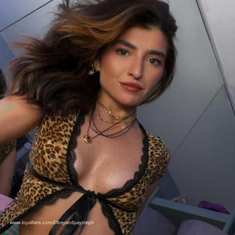 Obey and Pay The Petite Goddess Steph avatar