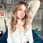 Goddess Joelle avatar