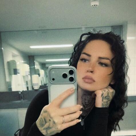 NaughtyCherry avatar