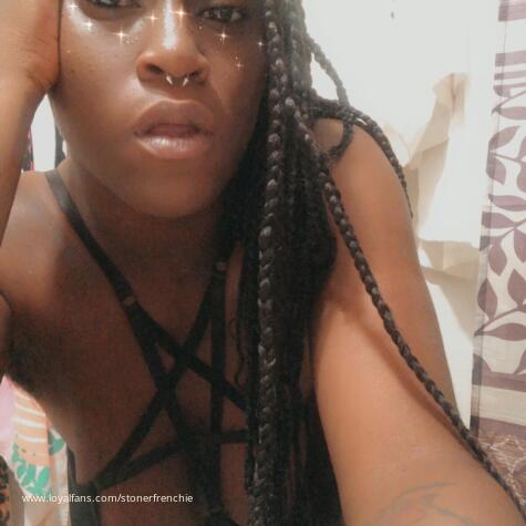 Madame Francis avatar