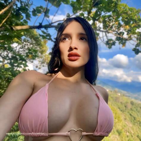VioletHot avatar