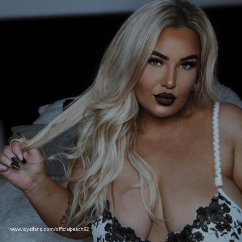 Officialpeach92 avatar