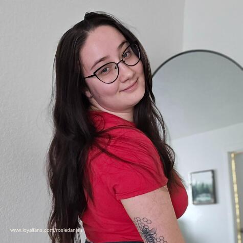 Rosie Daniels avatar