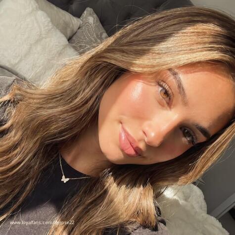 lilyrose22 avatar