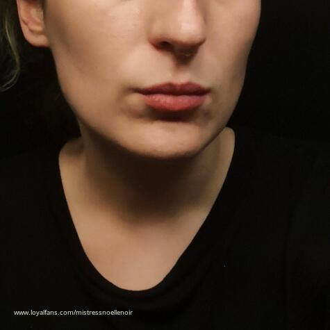 Mistress Noelle Noir avatar