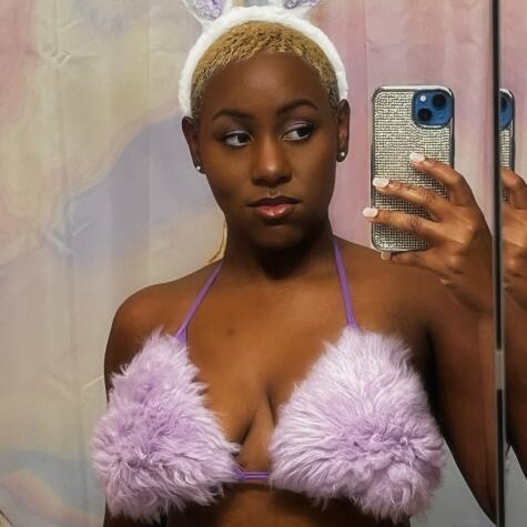 TheBrattyBrownBunny avatar