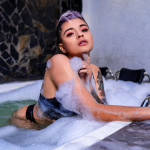 Mia Barton avatar