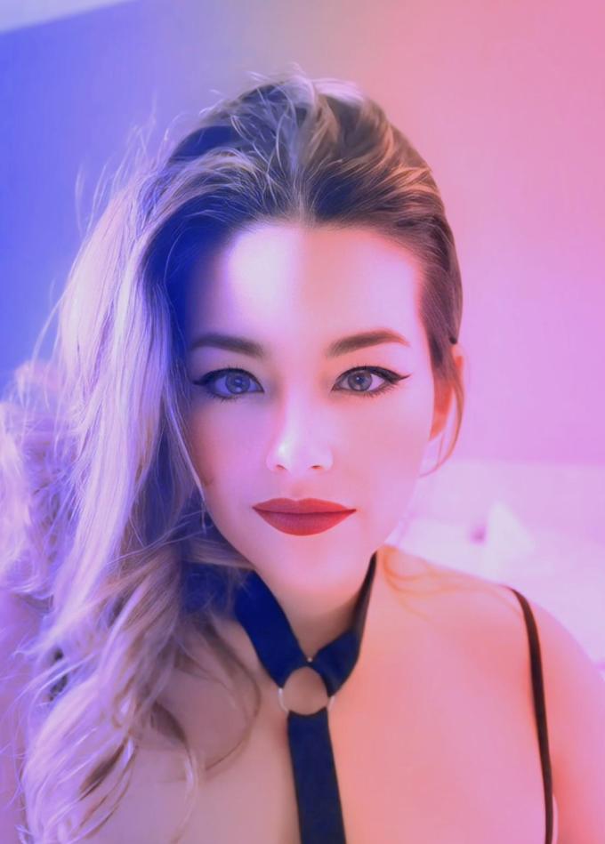 TGIF - Scarlett Love Official Photos | www.Loyalfans.com