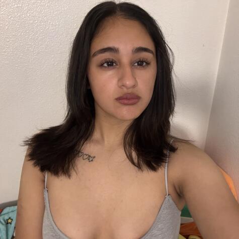 Arelyyyy avatar
