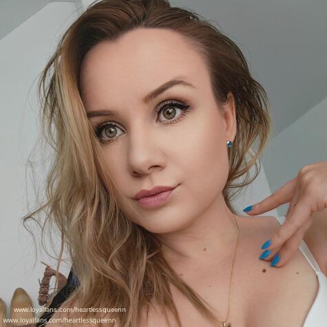 HeartlessQueenn avatar