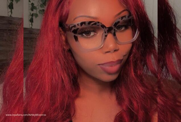 Siren squirt - Ashley Moonrox Official Profile | www.Loyalfans.com