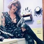 MistressDarkness avatar