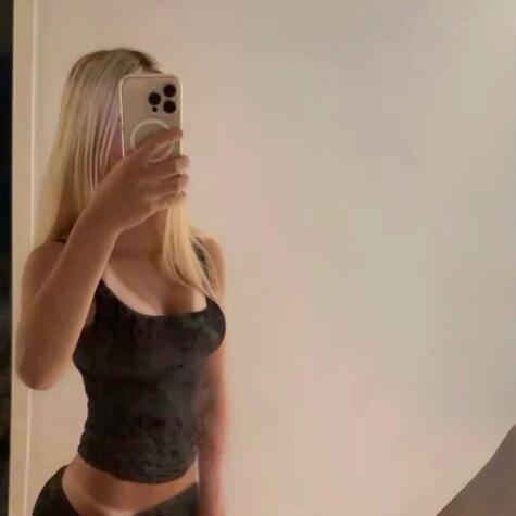 Karlita2 avatar