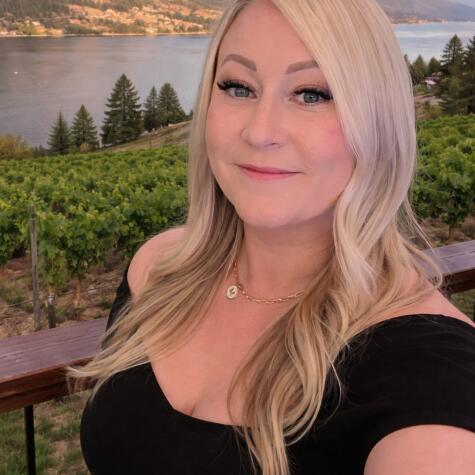 Curvyokanaganwife avatar