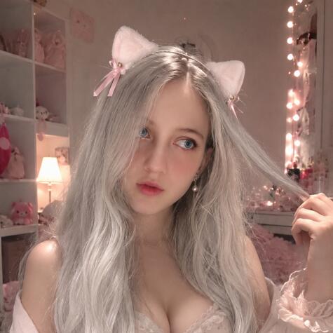 SapphireSinclair avatar