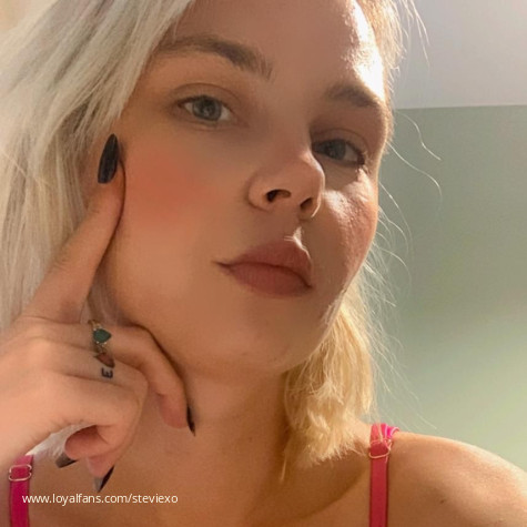 StevieXO’s Official Social Fan Page | LoyalFans