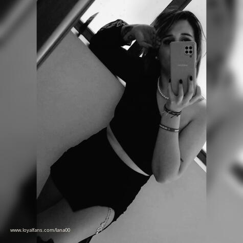 Lana00 avatar