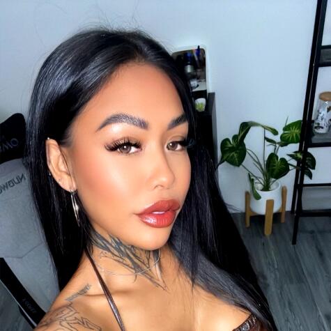 Miss Raven Lux avatar