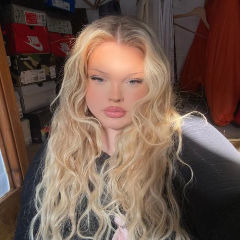 can i be ur thick girlfriend? - georgina london Official Photos | www