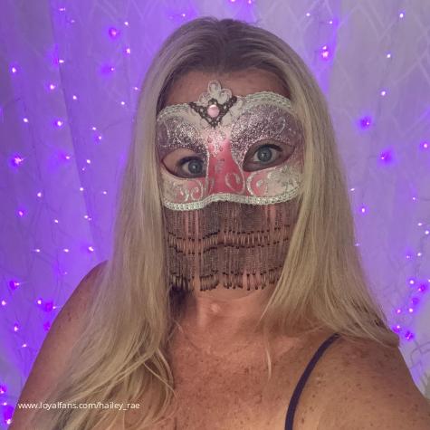 Too Much Cleavage? Let’s Find Out - Haileyrae Official Photos | www