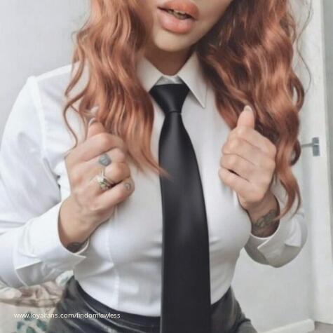 LAWYER OF FINDOM DEBT  findom debt footfetish paypig  avatar