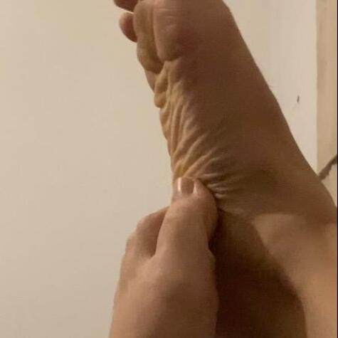 Goddess_dirtyfeet avatar