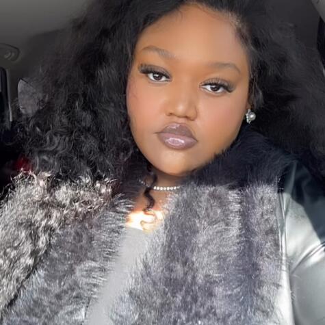 LADYLUXXO avatar