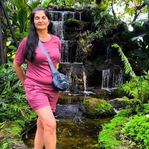 Sophia48 avatar