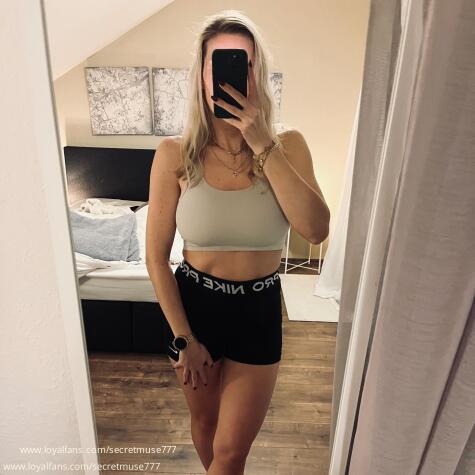SecretMuse777 avatar