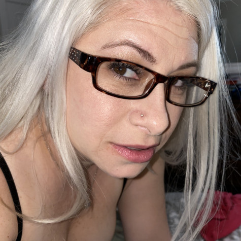 Curvy4urpleasure avatar