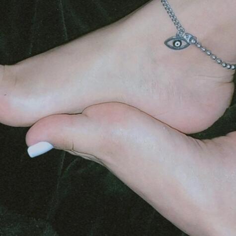 footsielatina avatar