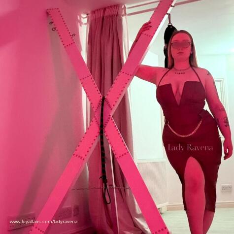 Lady Ravena avatar