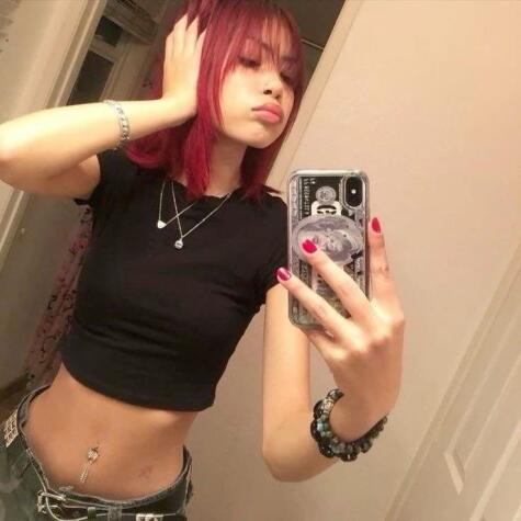 SallyBabe212 avatar