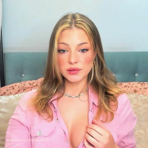 SexyLilly23 avatar