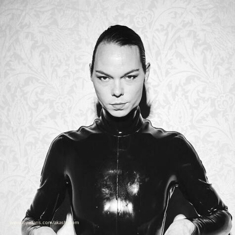AKASH  Dominatrix Sensual Sadism avatar