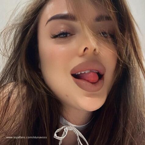 Luna Vosss avatar