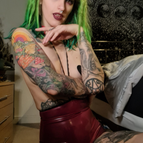 AnuraLaasFetishQueen avatar