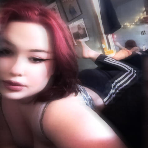 BrattyGoddessLeah avatar