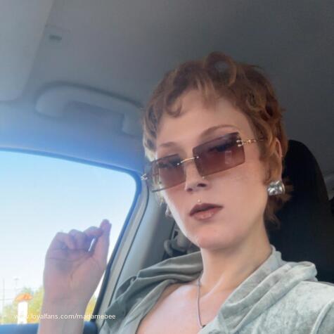 Madame Bee avatar