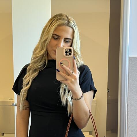 Supreme Mia avatar