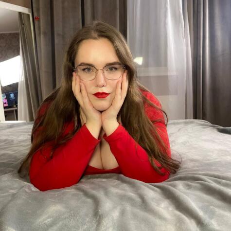 KristinaMay avatar