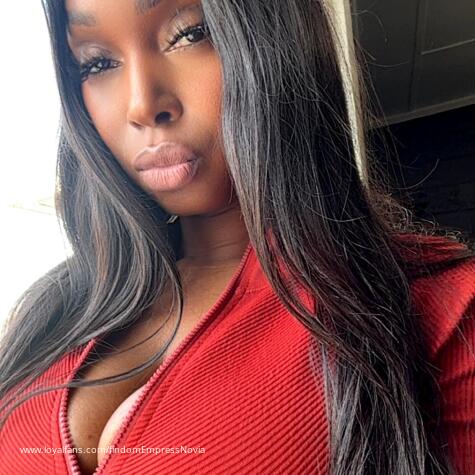 Findom Empress Novia avatar