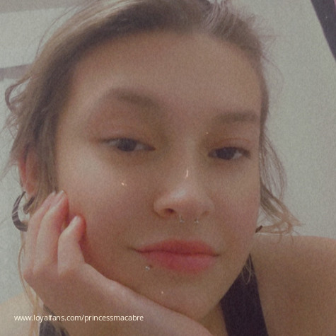 PrincessMacabre avatar