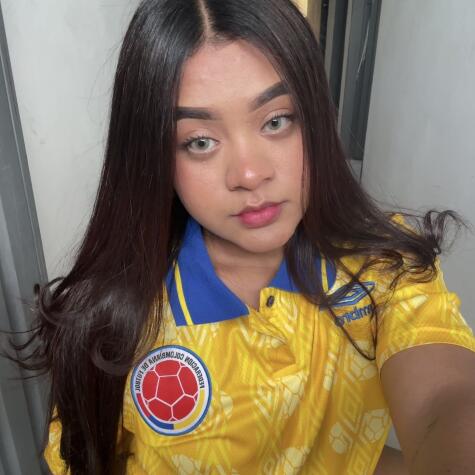 Kylie11 avatar