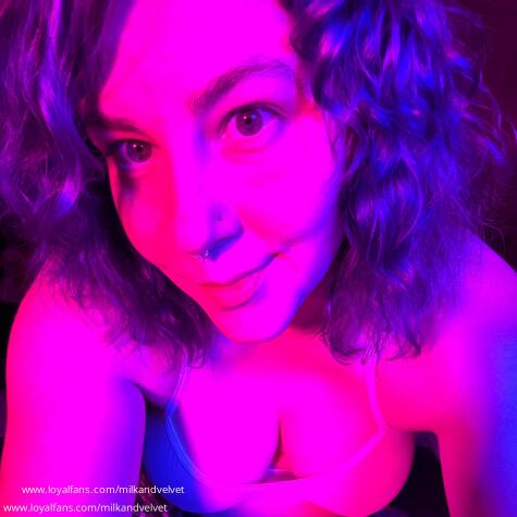 Milk & Velvet avatar