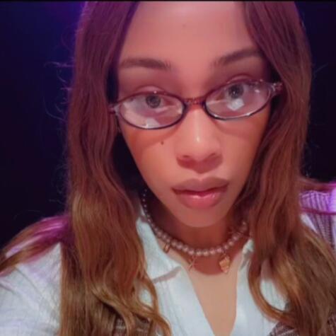 MadameVenusValentine avatar