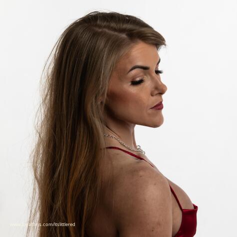 ItsLittleRed avatar