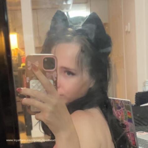 Prettylilpothead avatar