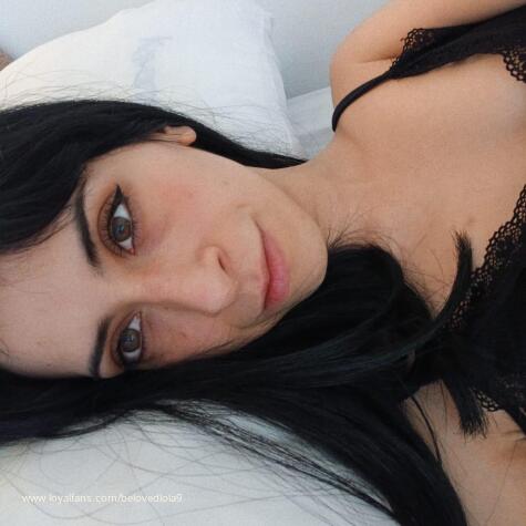 BelovedLola avatar