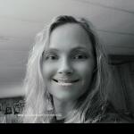 LynnMarie44 avatar
